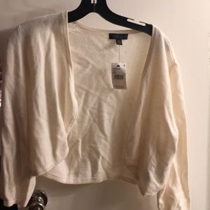 Women’s shrug sweater